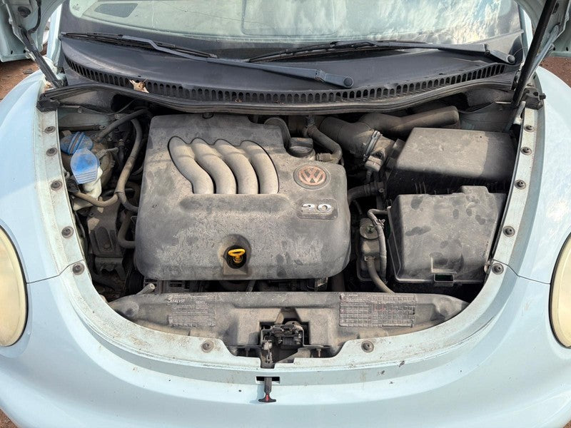 Used Front Right Seat Front fits: 2005 Volkswagen Beetle air bag leath