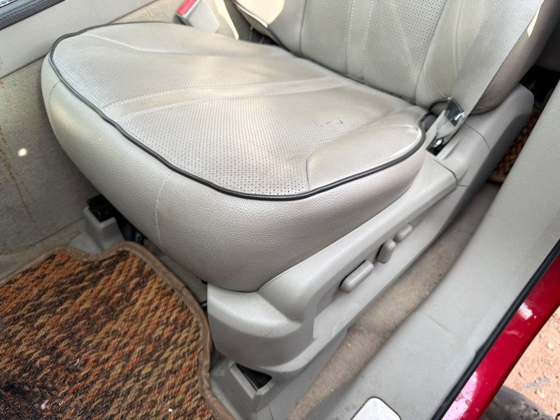 Used Front Left Seat Front fits: 2011 Lincoln Mkx bucket air bag heate