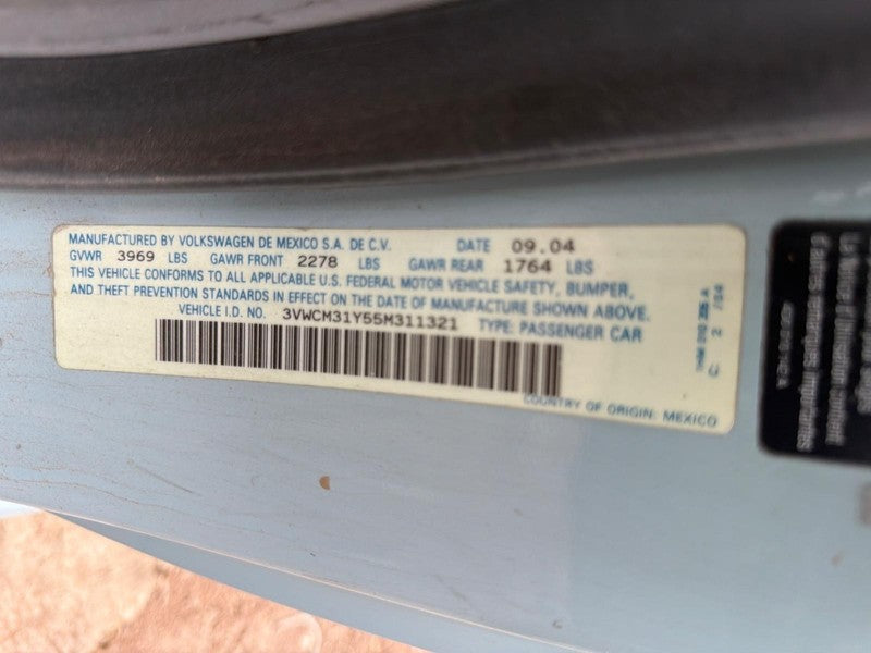 Used Front Right Seat Front fits: 2005 Volkswagen Beetle air bag leath
