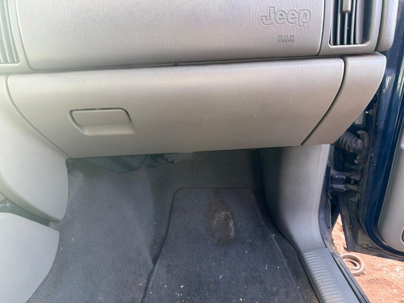 2000 Jeep Grand Cherokee Glove Box