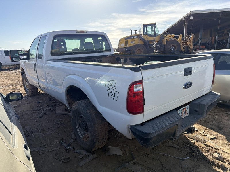 Used Front Center Seat Front fits: 2016 Ford F350SD PICKUP w/o air bag
