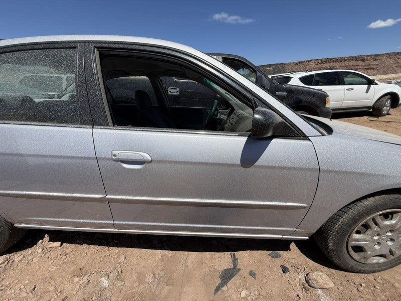 Used Front Right Door Assembly Front fits: 2002 Honda Civic Sdn R. ele