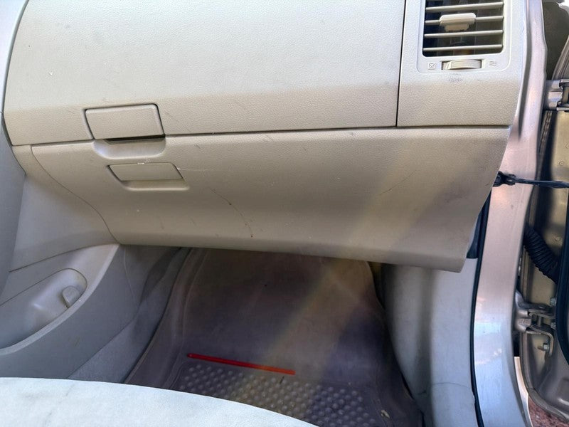 2009 Toyota Corolla Glove Box