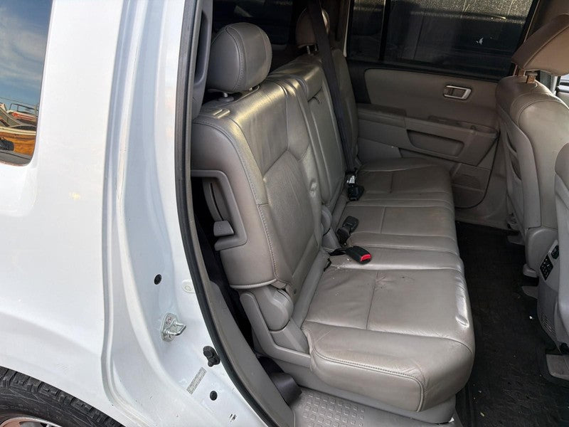 Used Seat Rear fits: 2009 Honda Pilot Seat Rear Grade A