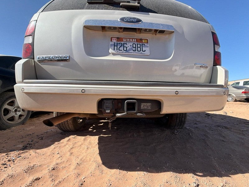 Used Rear Bumper Assembly Rear fits: 2006 Ford Explorer exc. Sport Tra