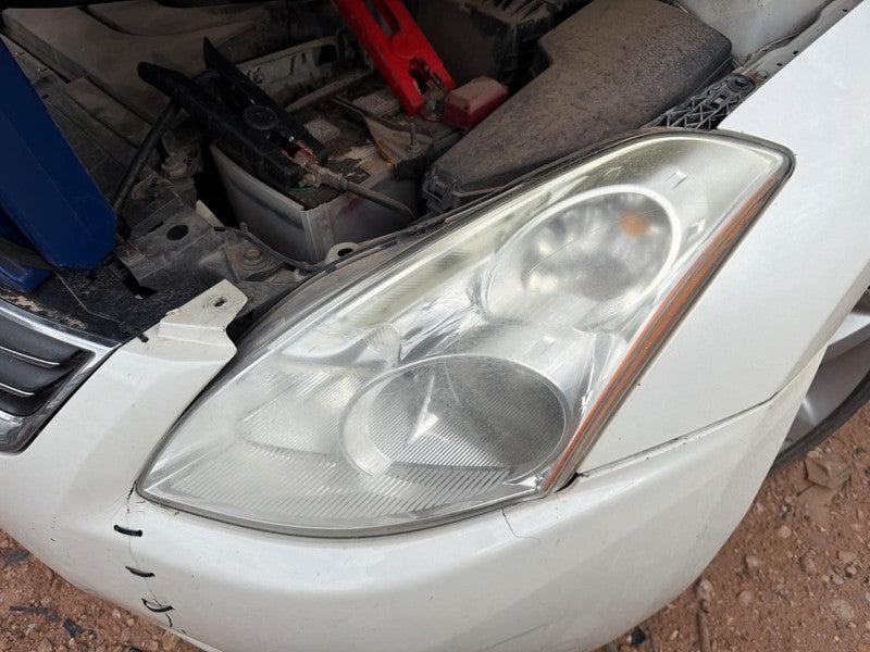 Used Left Headlight Assembly fits: 2012 Nissan Altima Sdn halogen Left