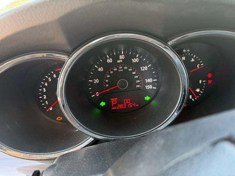 2011 Kia Sorento Transmission Bell Housing