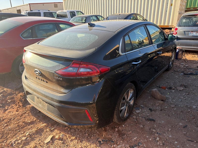 Used Front Right Seat Front fits: 2017 Hyundai Ioniq VIN C 8th digit H