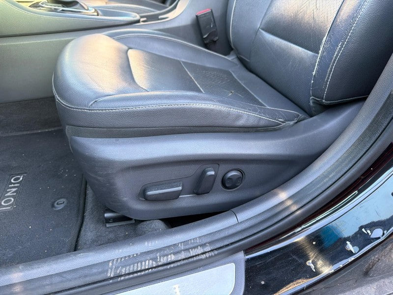 Used Front Left Seat Front fits: 2017 Hyundai Ioniq VIN C 8th digit HE