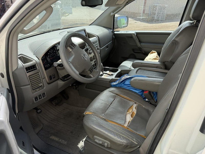 Used Front Right Seat Front fits: 2005 Nissan Armada bucket w/air bag 