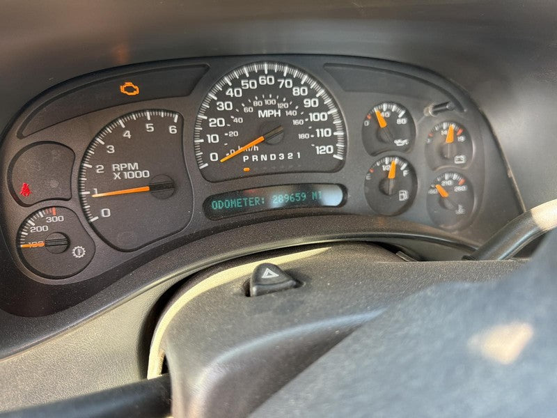 Used Front Center Seat Front fits: 2007 Gmc Sierra 2500 pickup bucket 