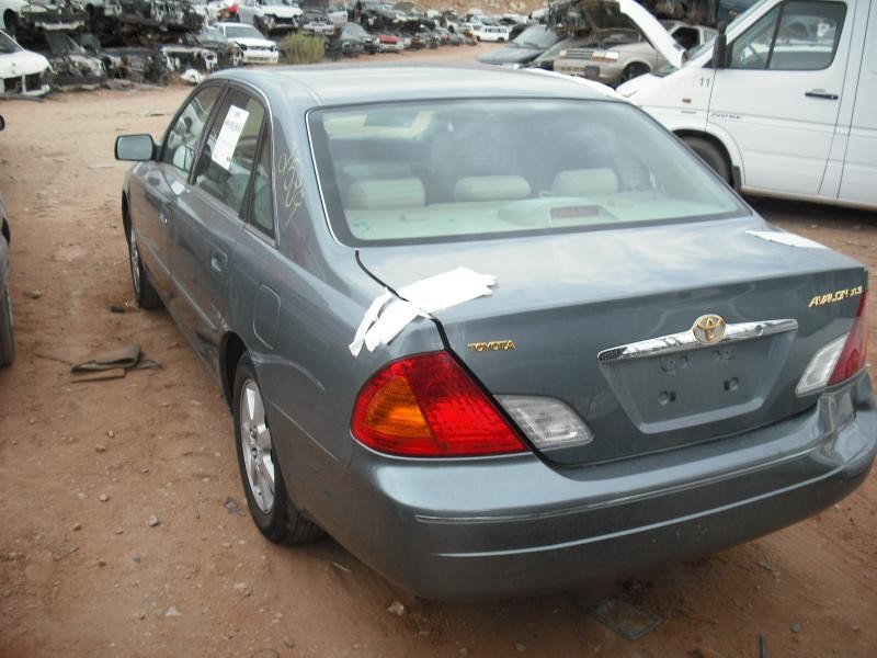 Used Rear Back Glass fits: 2000 Toyota Avalon Rear Grade A