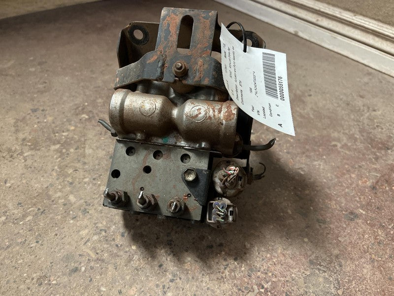 1996 TOYOTA T100 ABS ACTUATOR AND PUMP ASSEMBLY 4X4