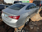 Used Right Headlight Assembly fits: 2019 Chevrolet Malibu halogen Righ