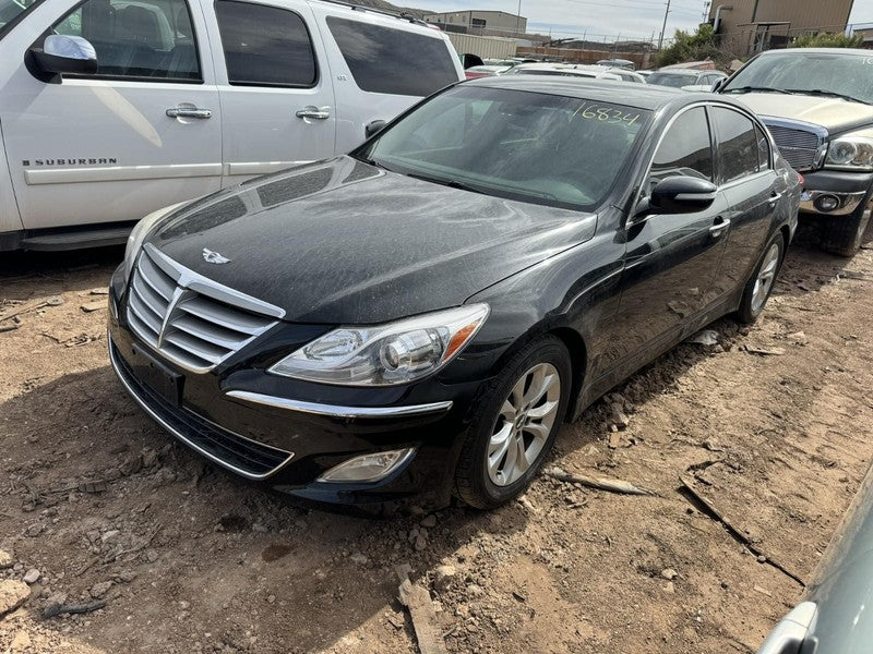 Used Right Tail Light Assembly fits: 2013 Hyundai Genesis Sdn quarter 