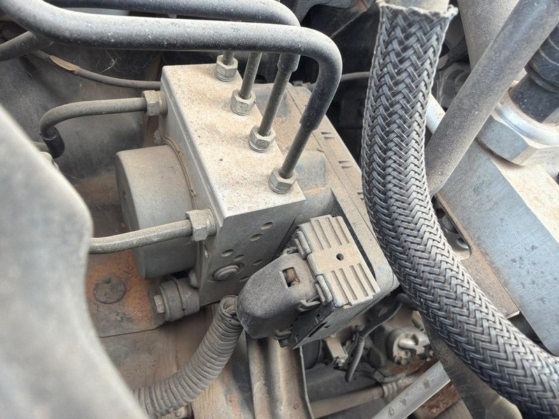 2010 Toyota Corolla ABS Unit