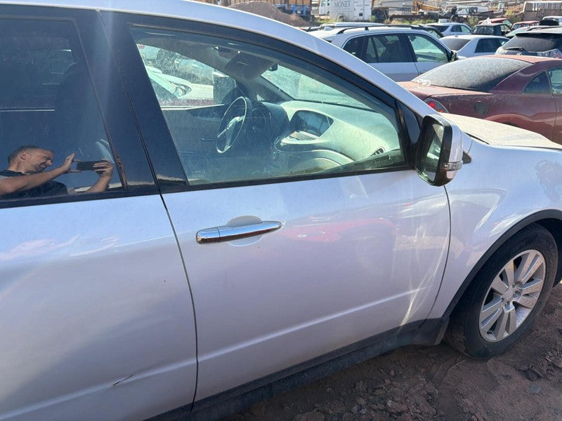 Used Front Right Door Assembly Front fits: 2009 Subaru Tribeca electri