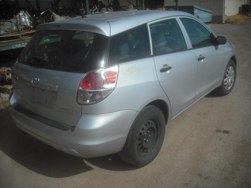 Used Rear Bumper Assembly Rear fits: 2005 Toyota Matrix w/o lower spoi
