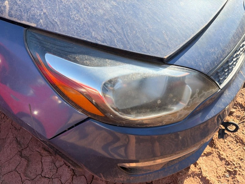 Used Right Headlight Assembly fits: 2016 Kia Rio EX Sdn R. Right Grade
