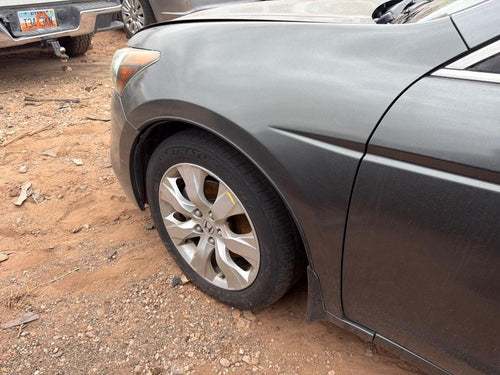 Used Fender fits: 2009 Honda Accord Grade A