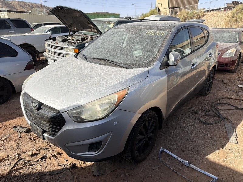 Used Front Right Seat Front fits: 2013 Hyundai Tucson bucket air bag h
