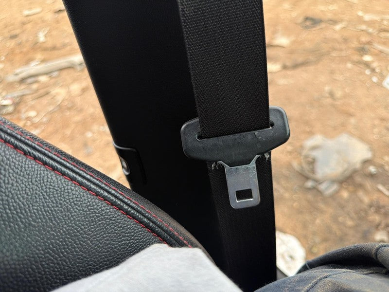 Used Front Left Seat Belt Front fits: 2019 Dodge Caravan bucket seat d