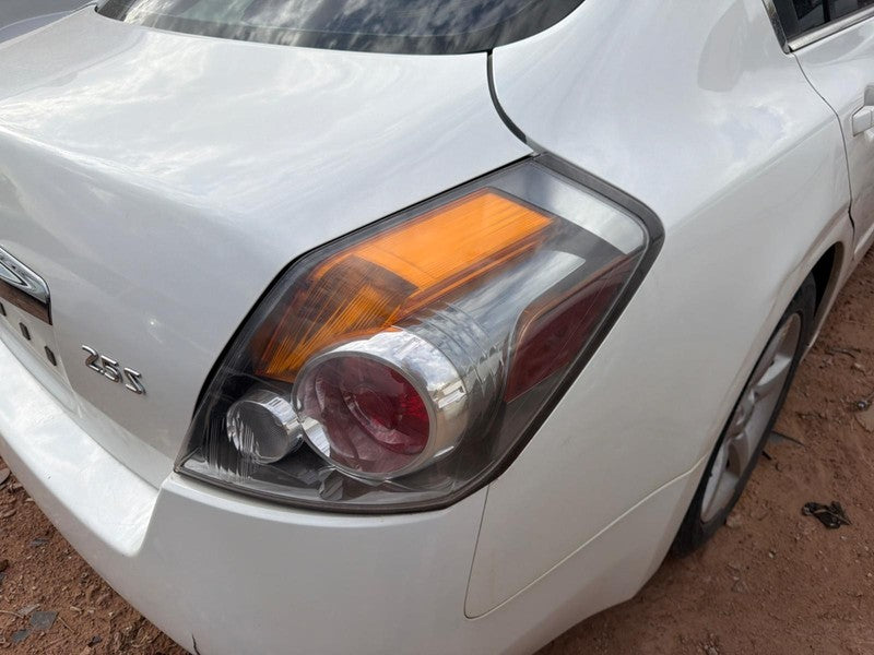 Used Right Tail Light Assembly fits: 2012 Nissan Altima quarter panel 