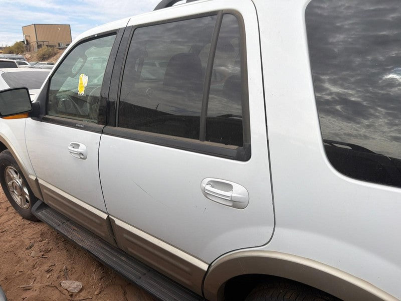 Used Rear Left Door Assembly Rear Side fits: 2006 Ford Expedition elec