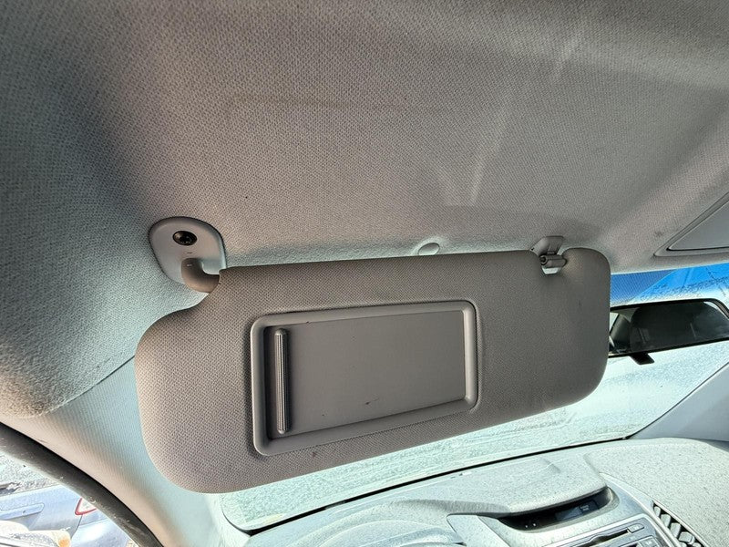 Used Left Sun Visor fits: 2015 Hyundai Elantra Cpe roof illuminated w/