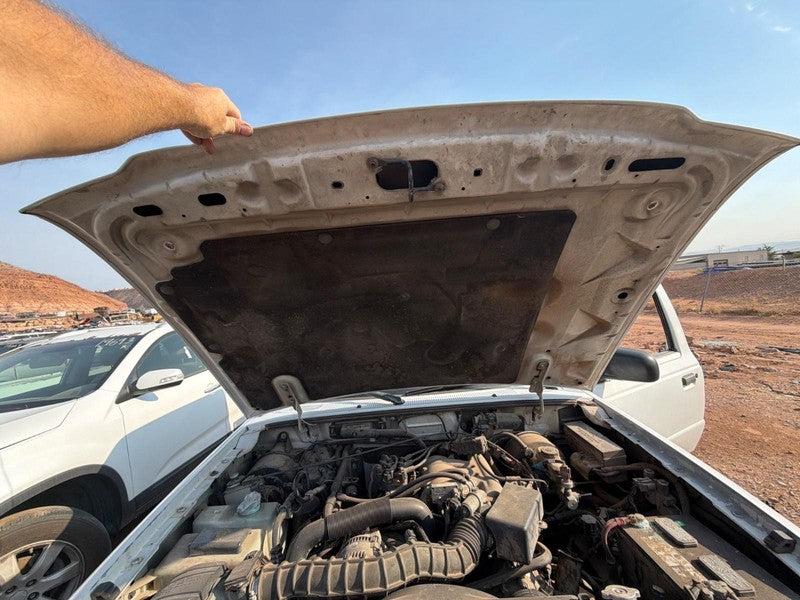 Used Hood fits: 2000 Ford Ranger flat hood metal Grade C