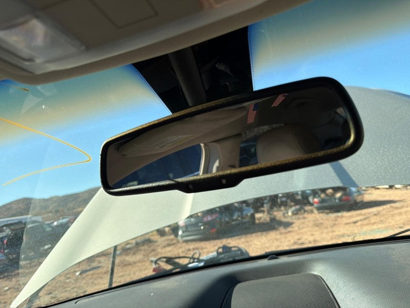 Used Front Center Interior Rear View Mirror fits: 2010 Ford Taurus man