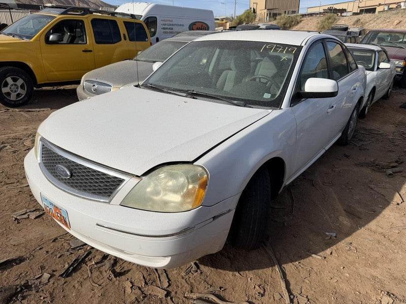 Used Front Left Seat Front fits: 2006 Ford Five hundred bucket SE w/o 