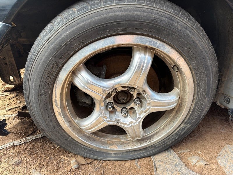 Used Wheel fits: 2001 Toyota Celica 16x6-1/2 alloy Grade A