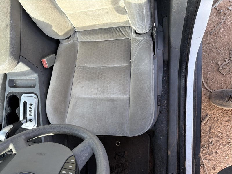 Used Front Left Seat Front fits: 2006 Ford Five hundred bucket SE w/o 