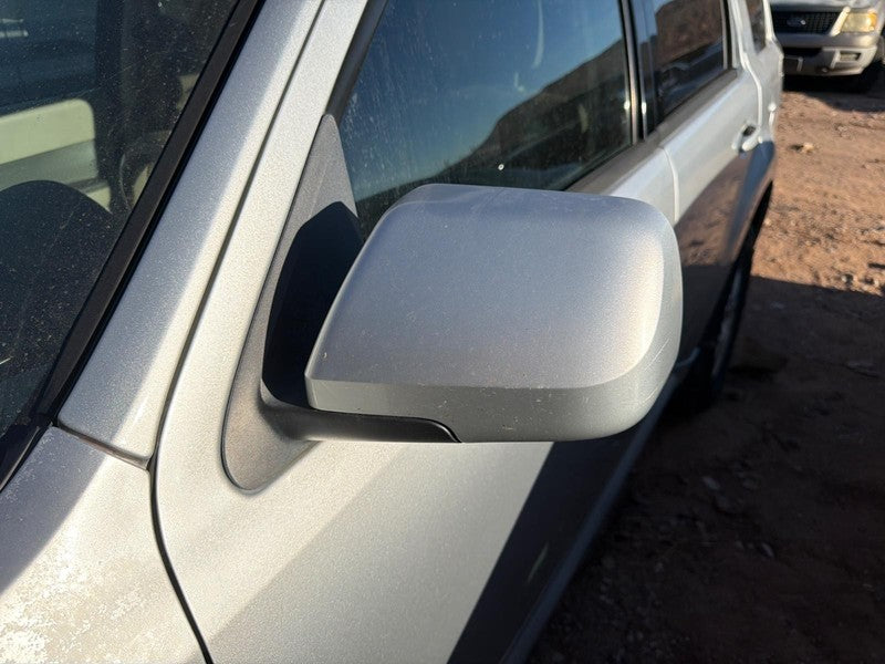 Used Left Door Mirror fits: 2010 Mercury Mariner Power dual image spot