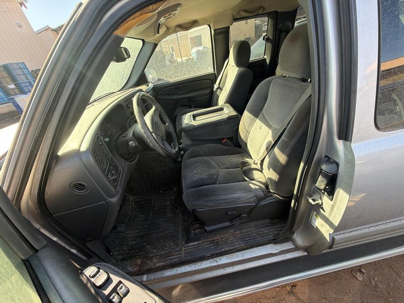 Used Front Left Seat Front fits: 2005 Chevrolet Silverado 1500 pickup 
