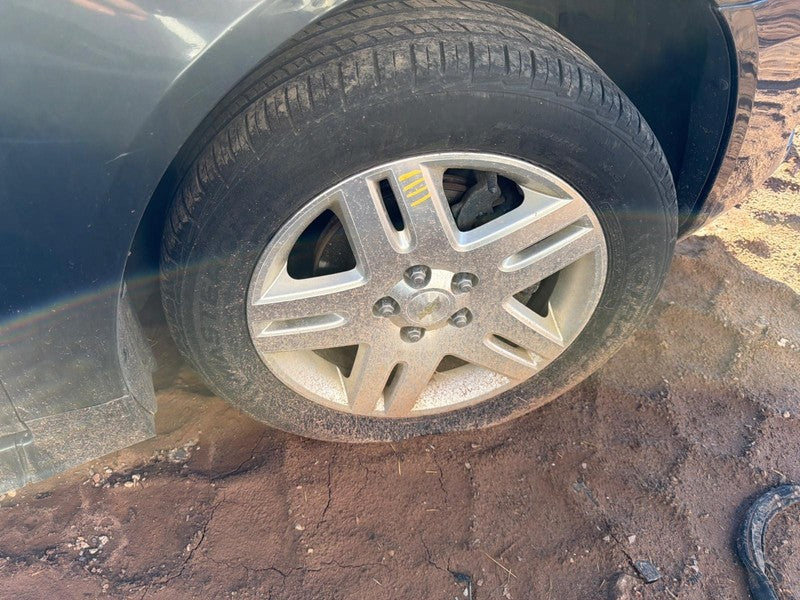 Used Wheel fits: 2013 Chevrolet Impala 17x6-1/2 10 spoke machined fini