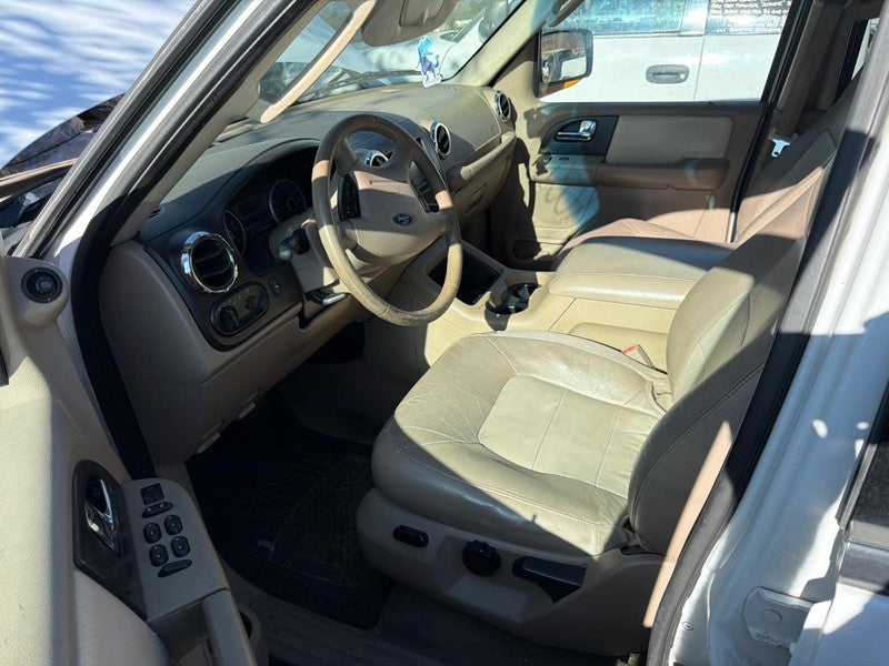 Used Front Right Seat Front fits: 2006 Ford Expedition bucket without 