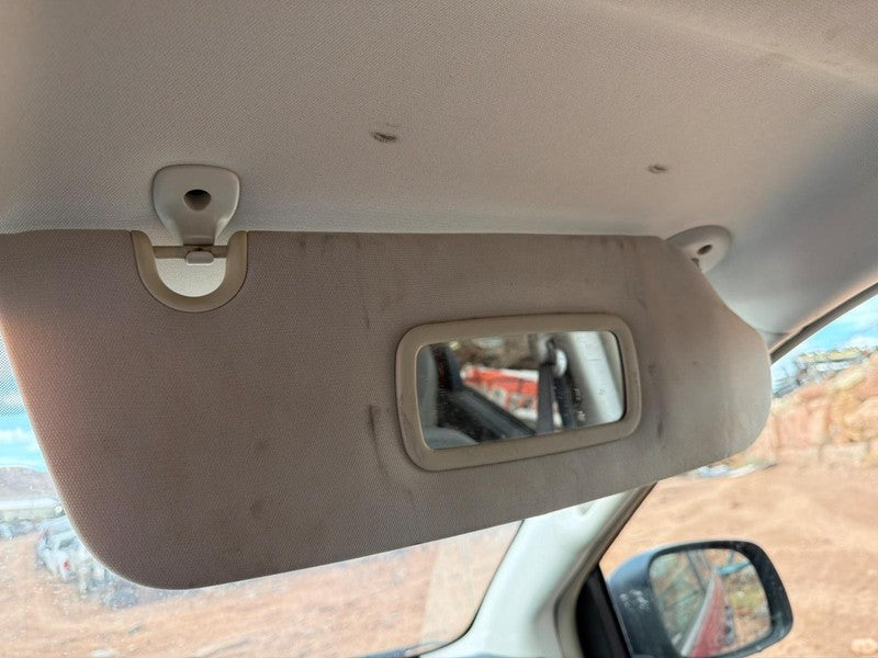 Used Right Sun Visor fits: 2009 Volkswagen Routan w/o illumination Rig
