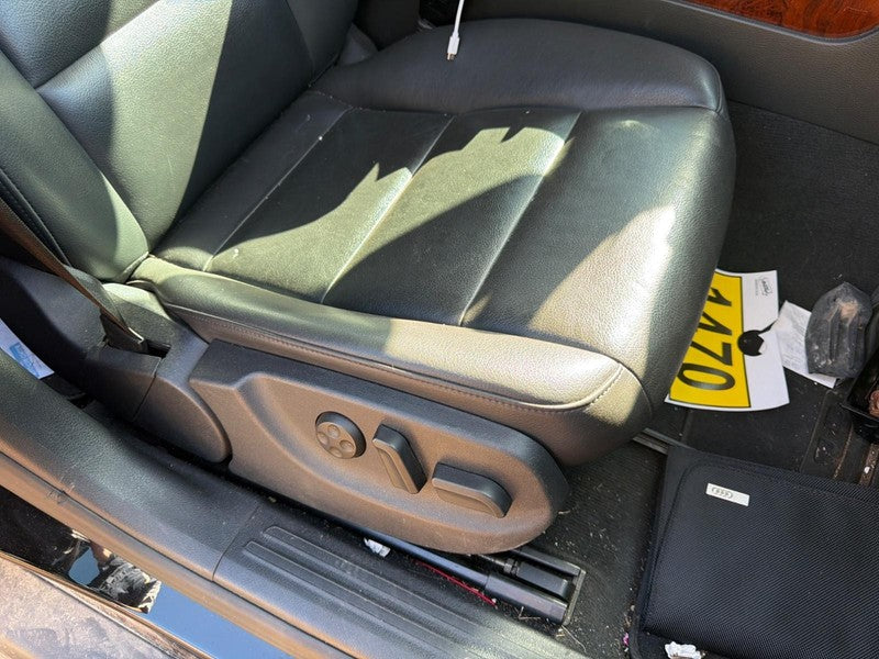 2011 Audi A6 Passenger Side Front Seat leather, electric, w/o memory