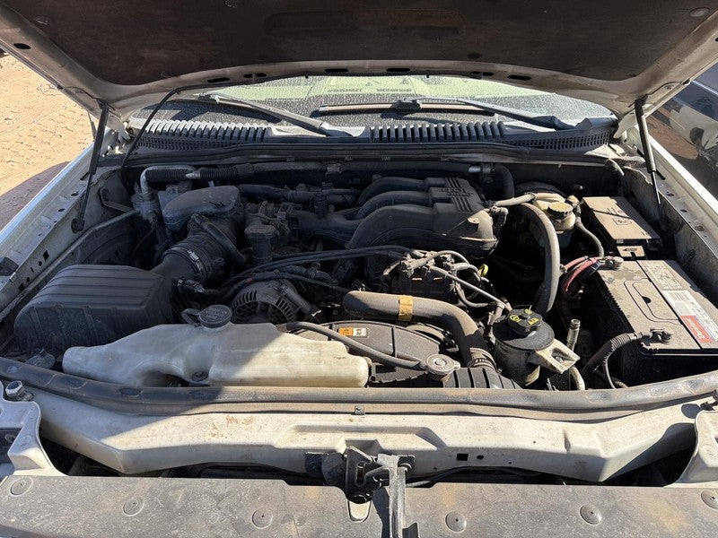 Used Front Right Seat Front fits: 2006 Ford Explorer bucket air bag le