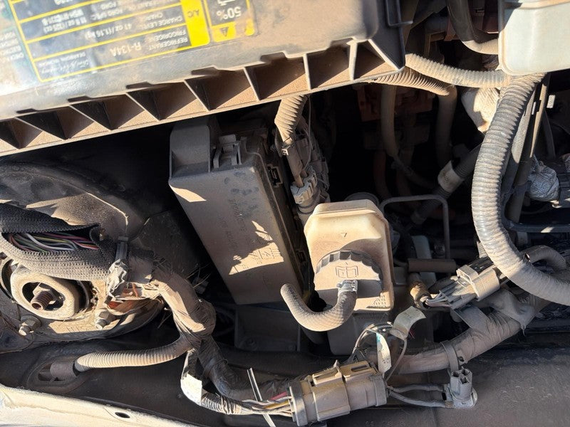 Used Fuse Box Engine fits: 2007 Ford Escape gasoline VIN H 8th digit H
