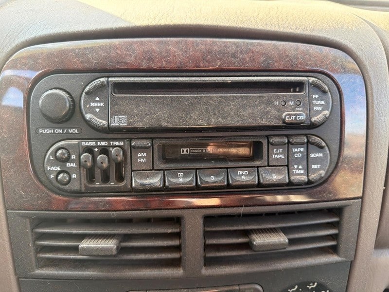 2000 Jeep Grand Cherokee Radio Receiver Part# 04858540AG