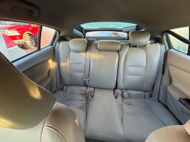 2010 Honda Insight Glove Box