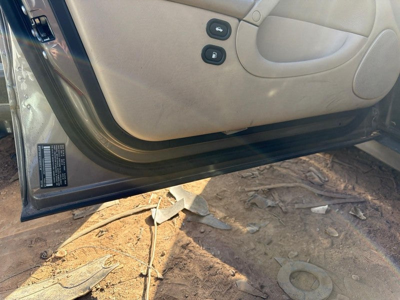 Used Front Left Door Assembly Front fits: 2002 Saab 9-5 Front Left Gra