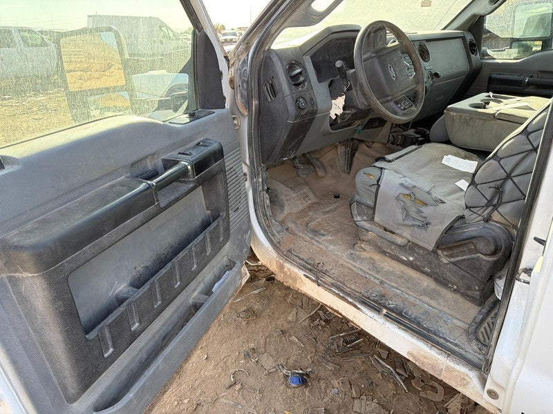 Used Front Center Seat Front fits: 2016 Ford F350SD PICKUP w/o air bag