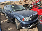 Used Right Headlight Assembly fits: 2003 Lincoln Navigator xenon HID h