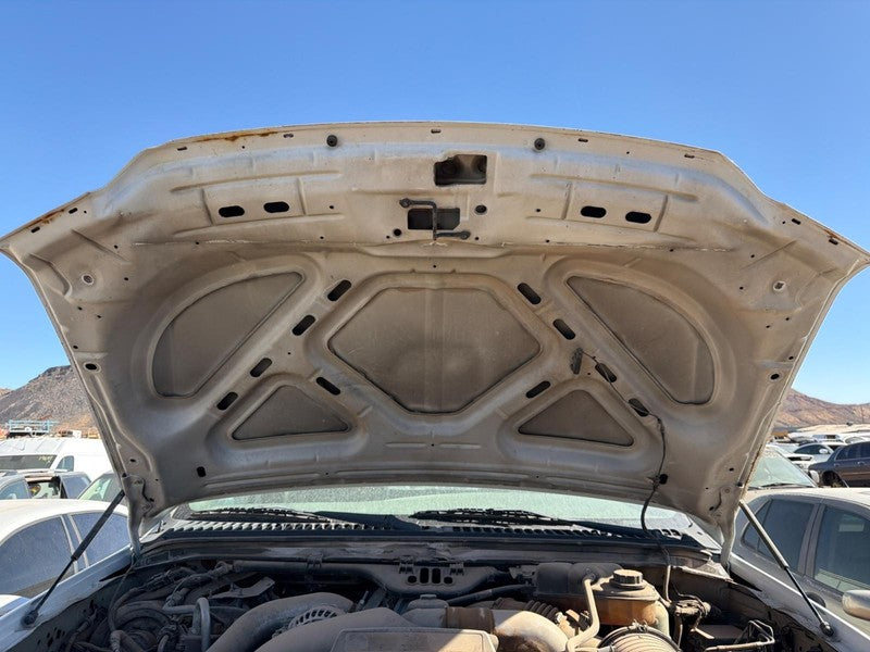 Used Hood fits: 2005 Ford F350SD PICKUP  Grade B