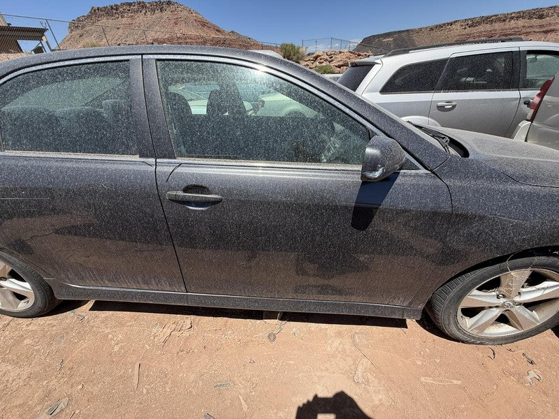 Used Front Right Door Assembly Front fits: 2011 Toyota Camry electric 