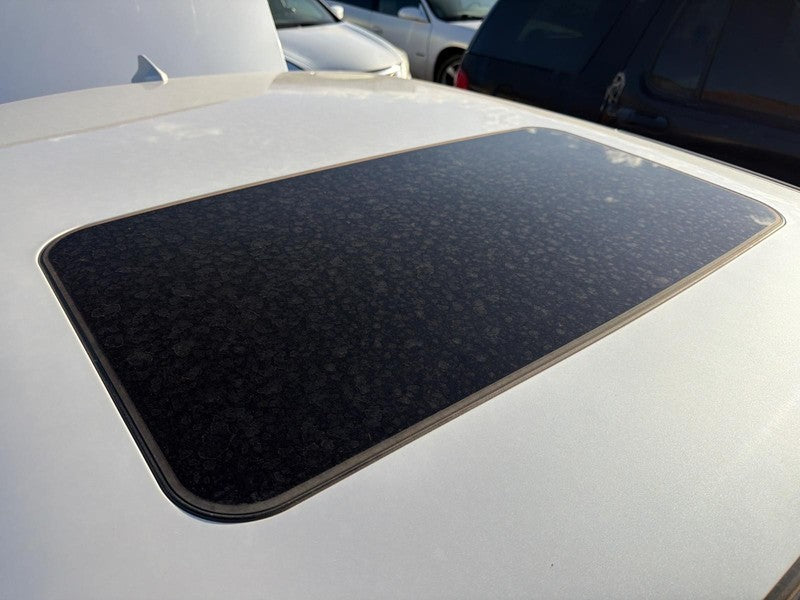 Used Roof Panel Glass fits: 2010 Cadillac Dts  Grade A